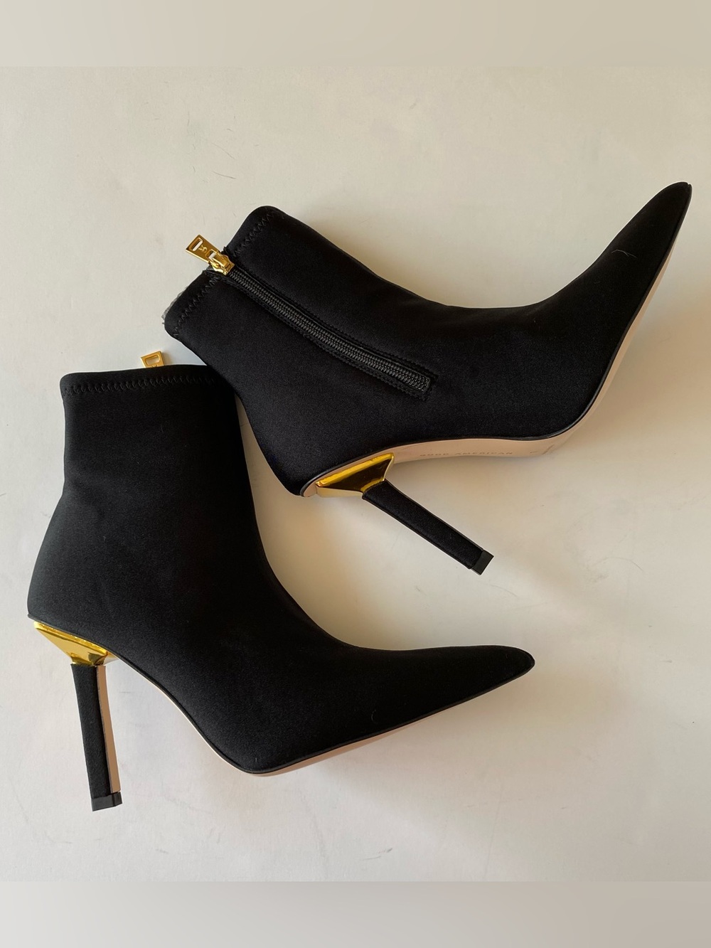 Good American Black Kickstand Neoprene Pointed Stiletto Ankle Boots women’s 7